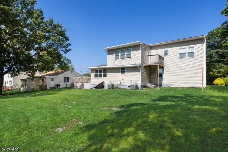 55 Shawnee Ave Rockaway, NJ 07866