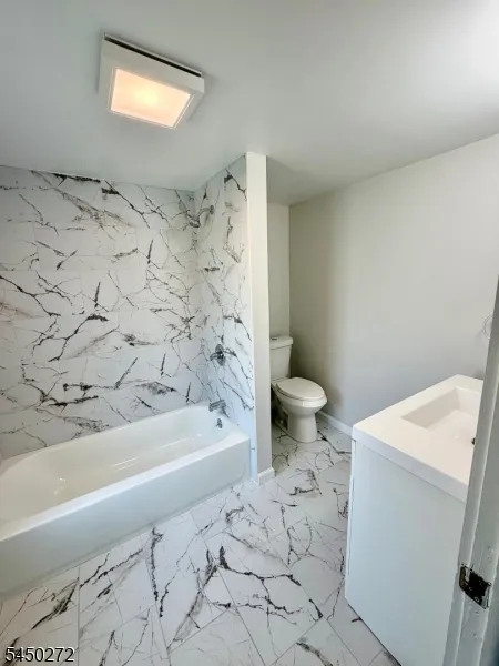 99 Madison St Newton Town, NJ 07860