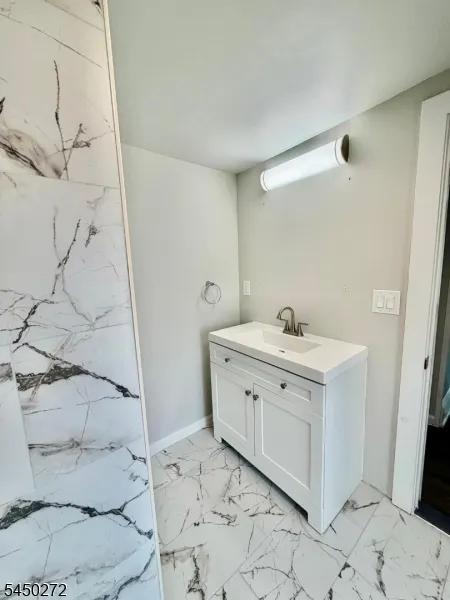 99 Madison St Newton Town, NJ 07860