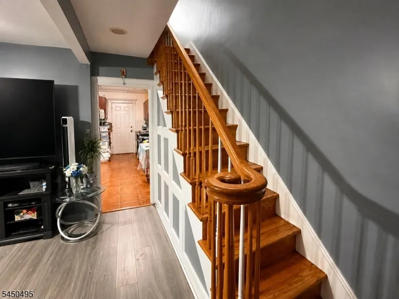 979 W 4Th St Plainfield City, NJ 07063