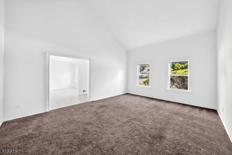 15 Harper Rd South Brunswick, NJ 08852