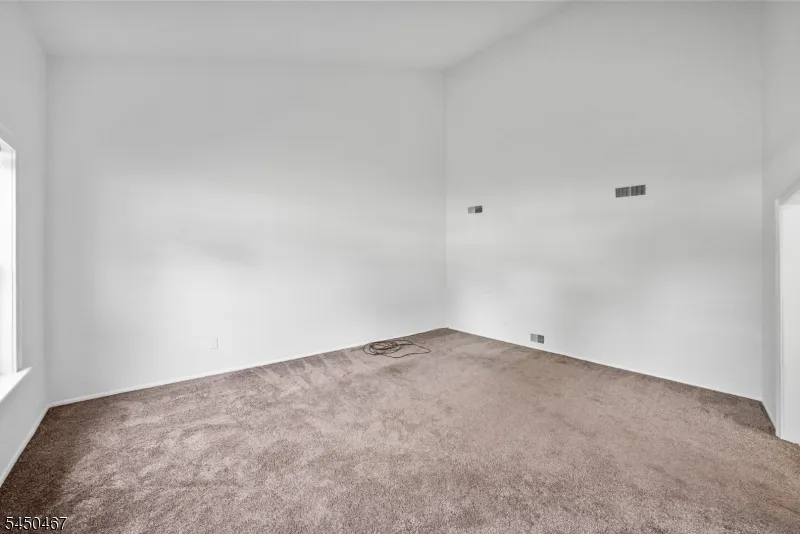 15 Harper Rd South Brunswick, NJ 08852