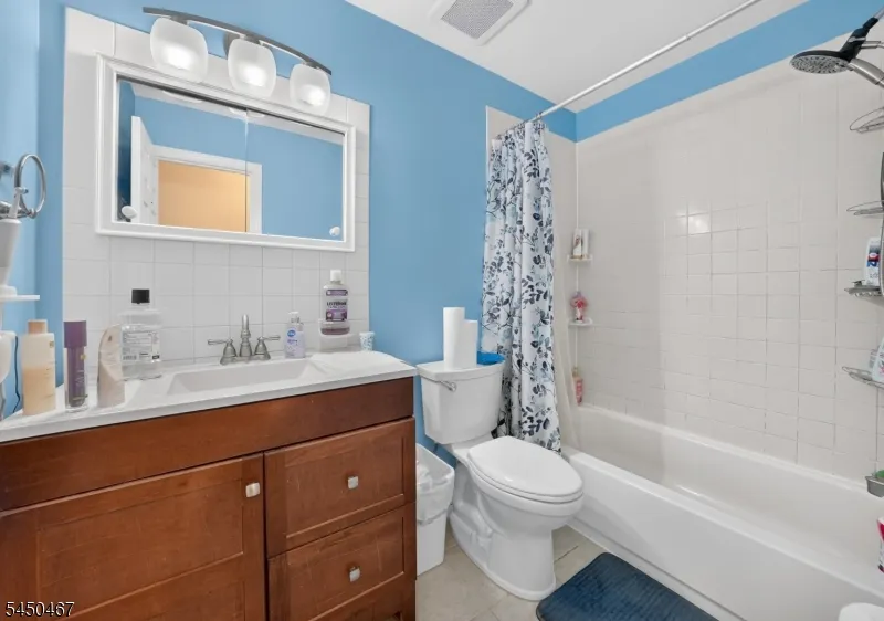 15 Harper Rd South Brunswick, NJ 08852
