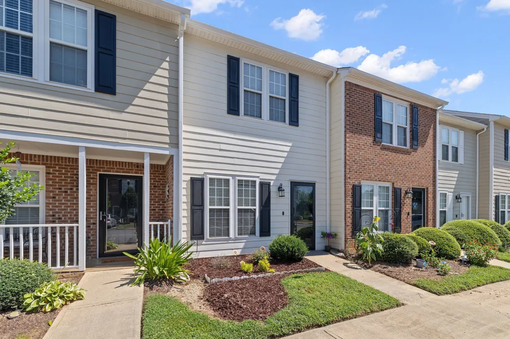 43 Cheltenham Drive Clayton, NC 27520