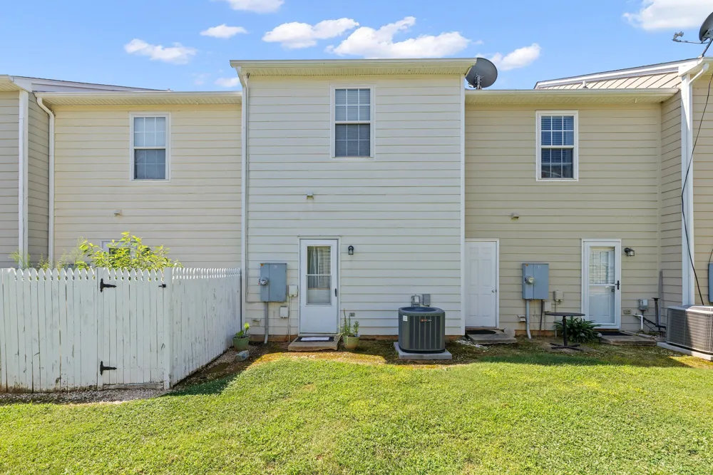 43 Cheltenham Drive Clayton, NC 27520