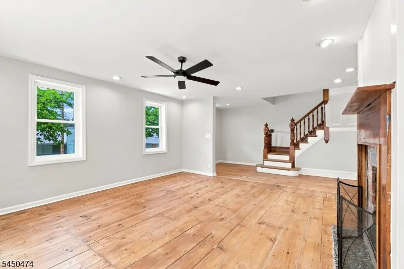 31 N Main St Flemington, NJ 08822