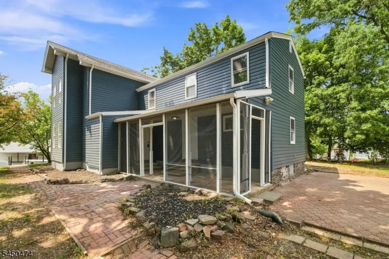 31 N Main St Flemington, NJ 08822