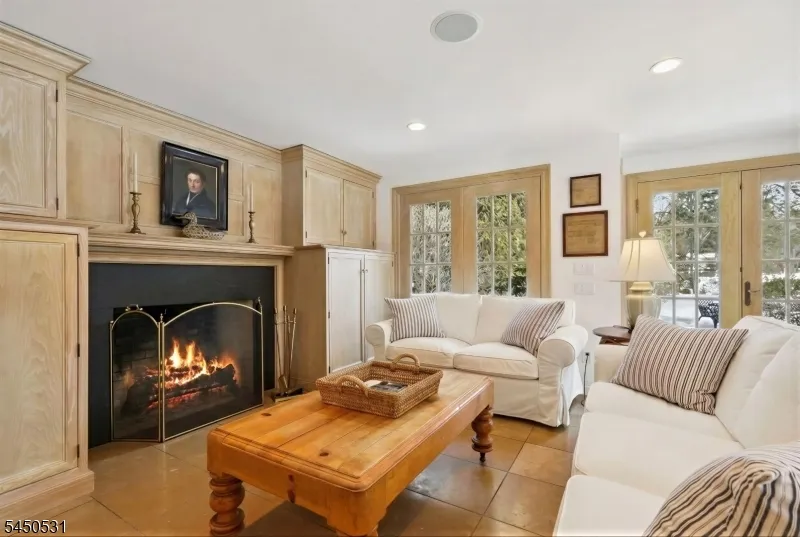 164 E Saddle River Rd Saddle River, NJ 07458