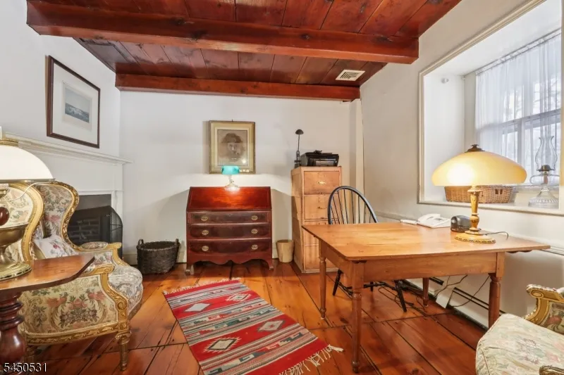 164 E Saddle River Rd Saddle River, NJ 07458