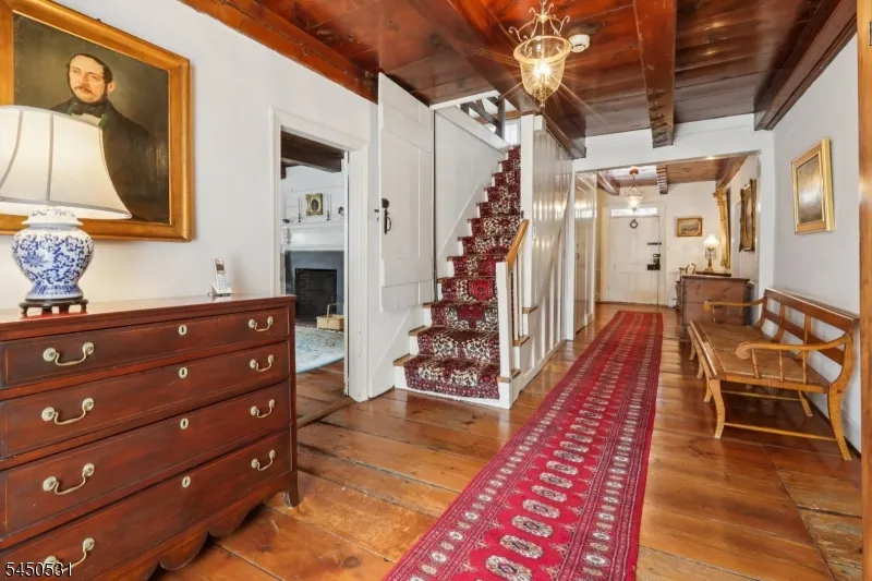 164 E Saddle River Rd Saddle River, NJ 07458