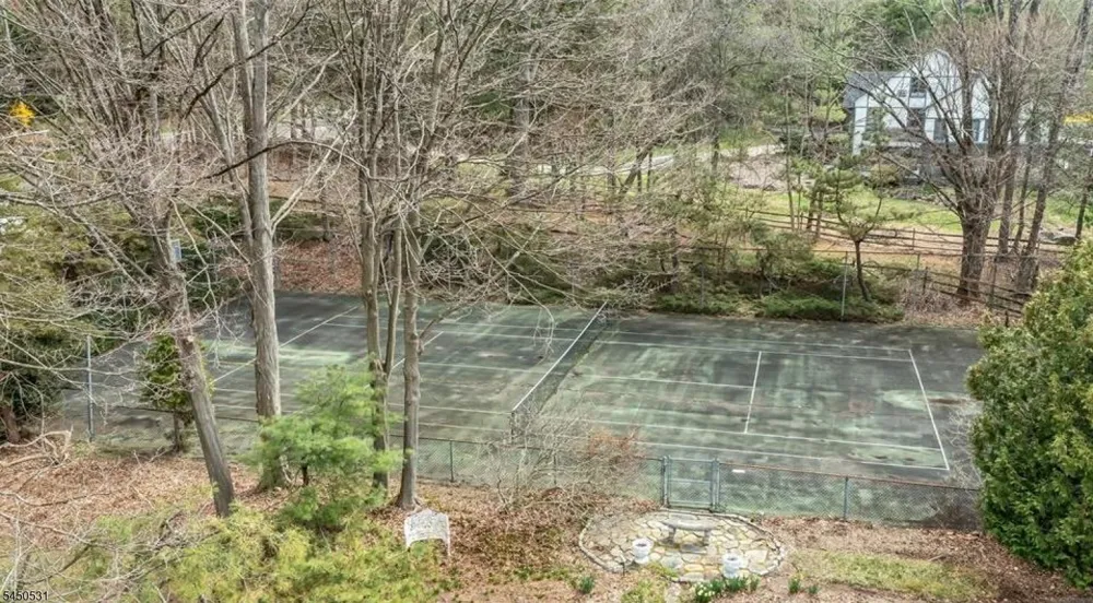 164 E Saddle River Rd Saddle River, NJ 07458