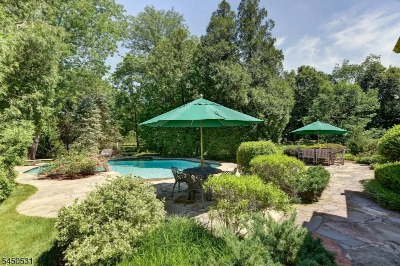 164 E Saddle River Rd Saddle River, NJ 07458