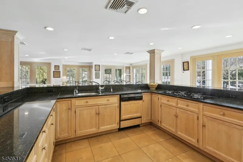 164 E Saddle River Rd Saddle River, NJ 07458