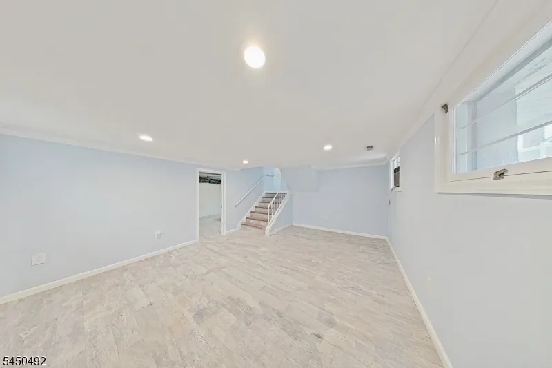 56 Eaton Pl Bloomfield, NJ 07003