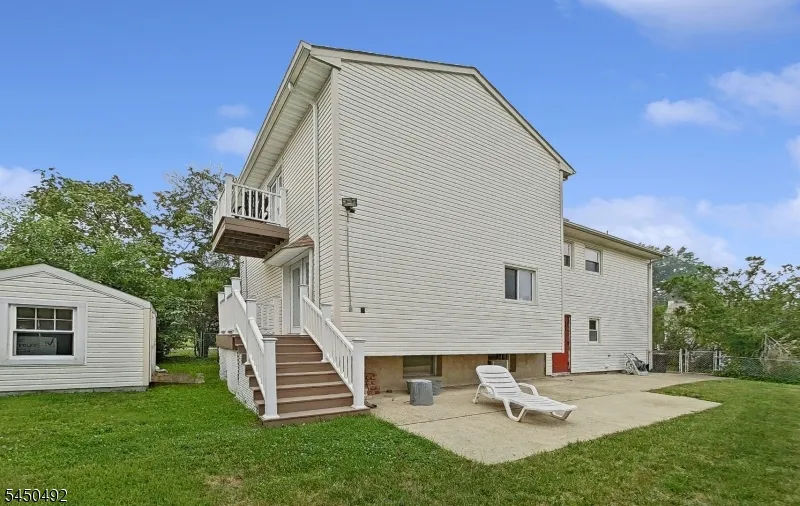 56 Eaton Pl Bloomfield, NJ 07003