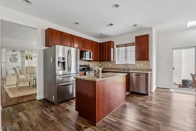 10 Princeton Highlands Blvd Franklin, NJ 08540