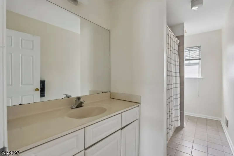 10 Princeton Highlands Blvd Franklin, NJ 08540