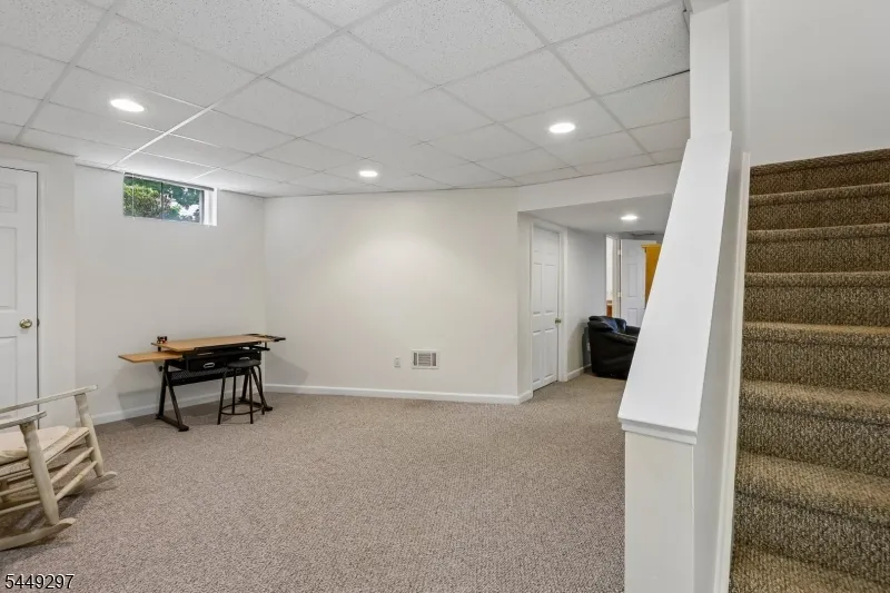 10 Princeton Highlands Blvd Franklin, NJ 08540