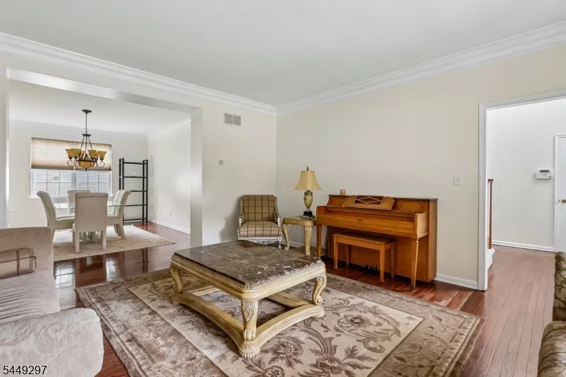 10 Princeton Highlands Blvd Franklin, NJ 08540
