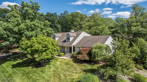97 Poplar Dr