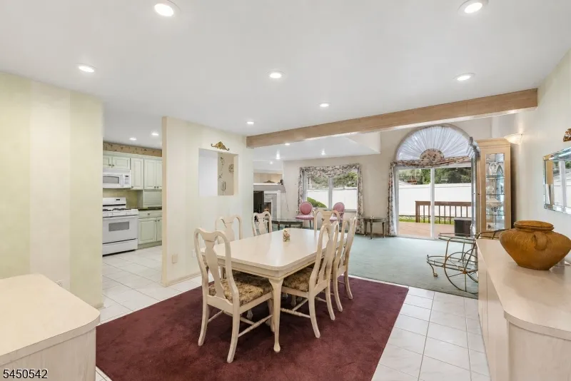 675 Raritan Rd #6 Unit 6 Clark, NJ 07066