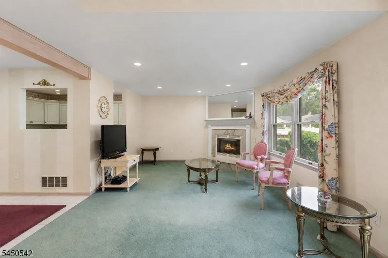 675 Raritan Rd #6 Unit 6 Clark, NJ 07066