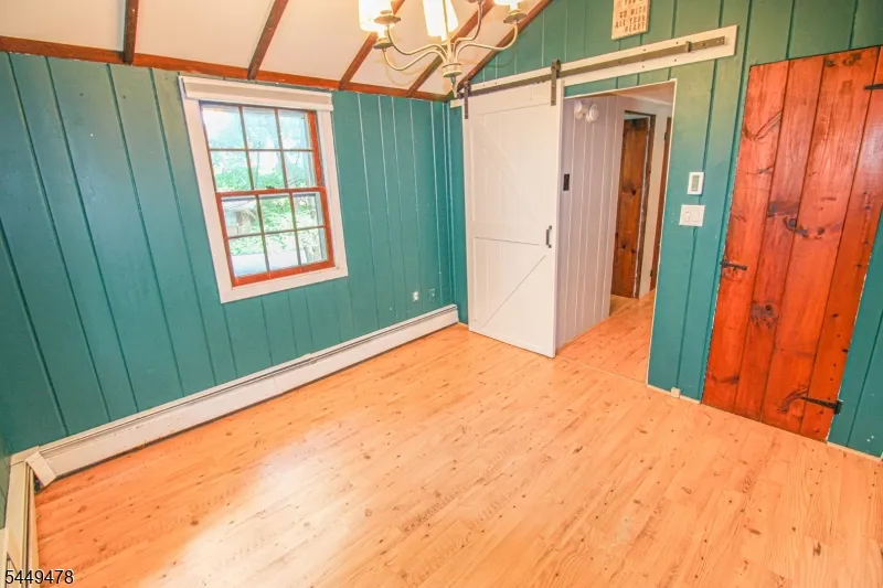 171 Glenside Trl Byram, NJ 07871