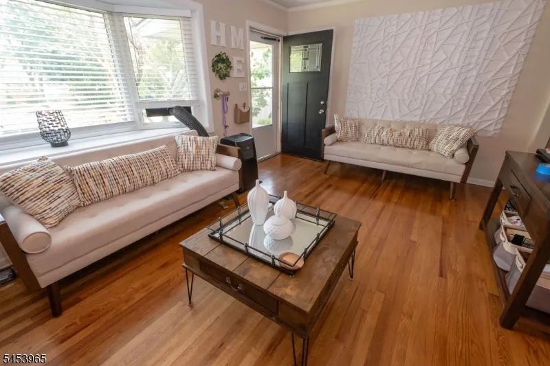 23 C St Middlesex, NJ 08846