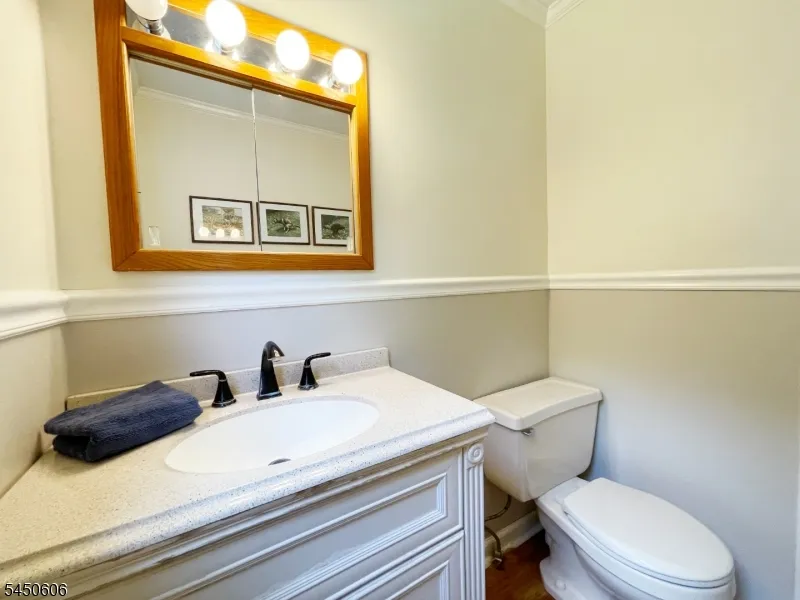 129 Bell Ave Hopatcong, NJ 07843
