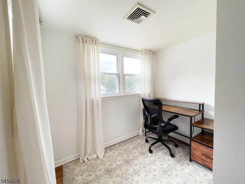 129 Bell Ave Hopatcong, NJ 07843