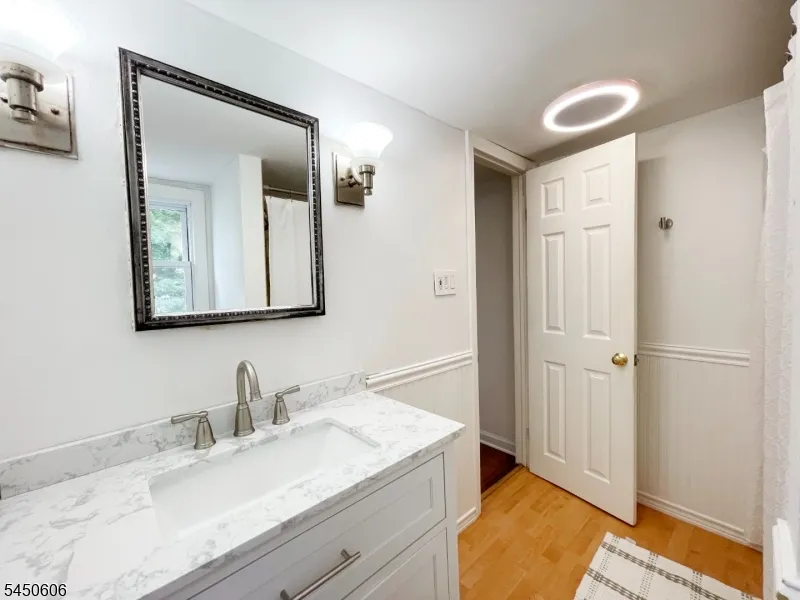 129 Bell Ave Hopatcong, NJ 07843