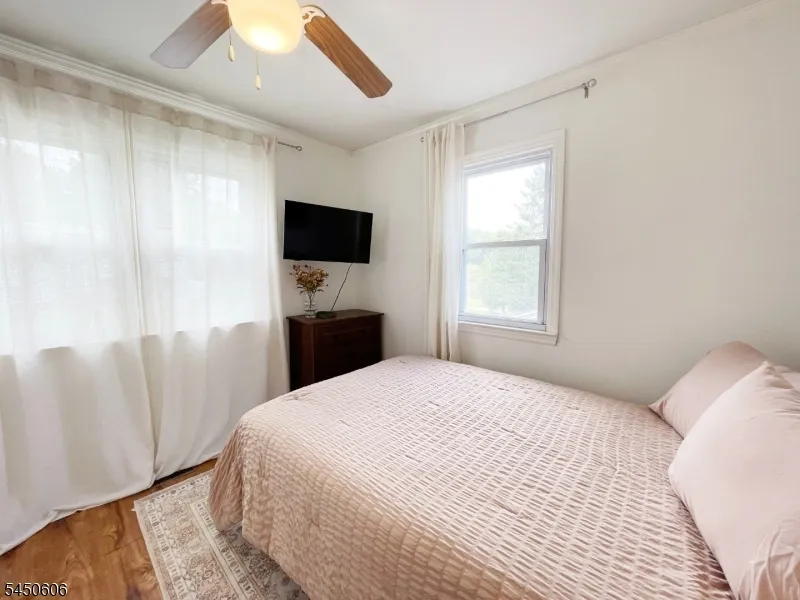 129 Bell Ave Hopatcong, NJ 07843