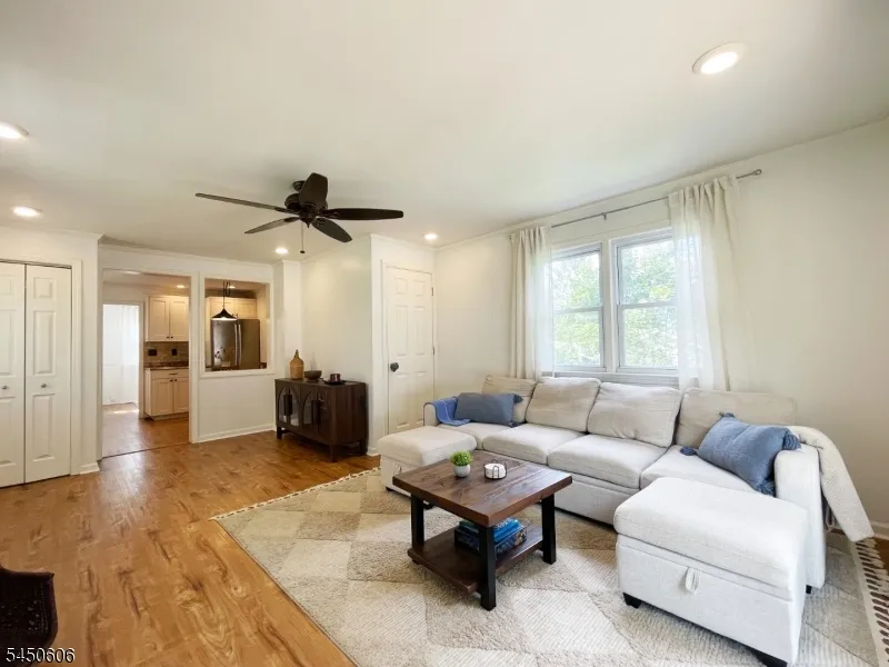 129 Bell Ave Hopatcong, NJ 07843