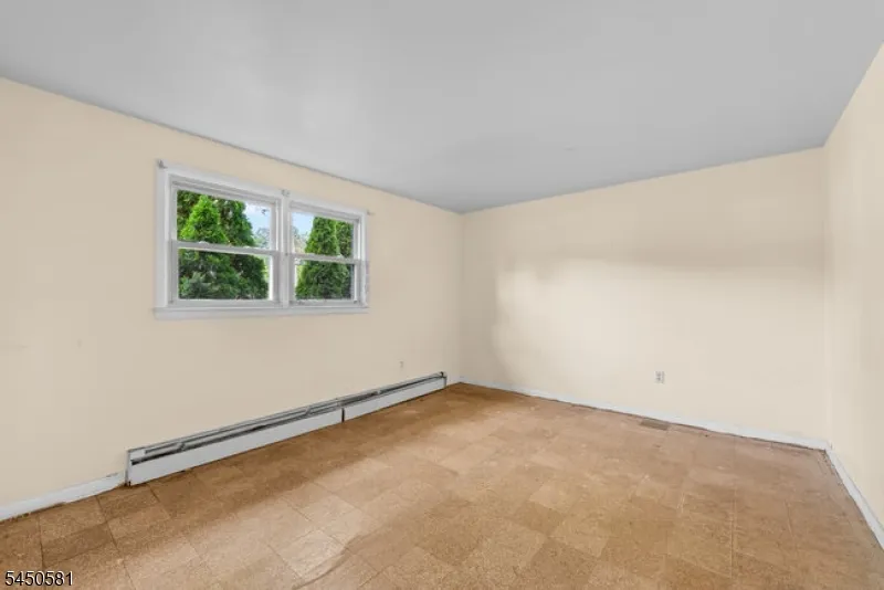 911 Plainfield Ave Plainfield City, NJ 07060