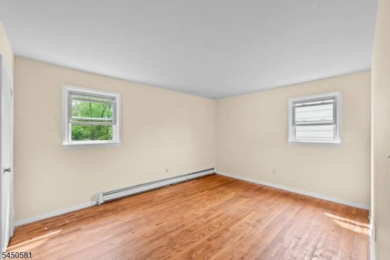 911 Plainfield Ave Plainfield City, NJ 07060