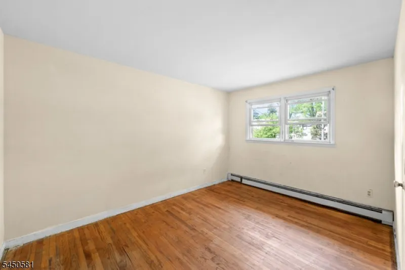 911 Plainfield Ave Plainfield City, NJ 07060