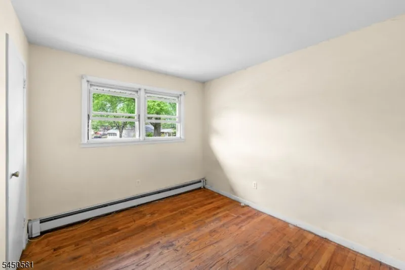 911 Plainfield Ave Plainfield City, NJ 07060
