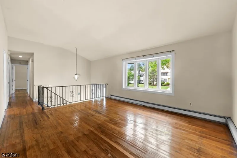 911 Plainfield Ave Plainfield City, NJ 07060