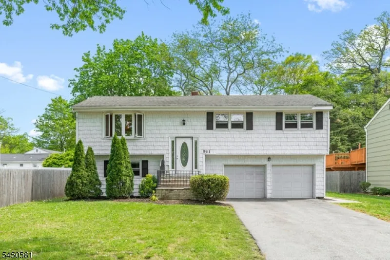 911 Plainfield Ave Plainfield City, NJ 07060