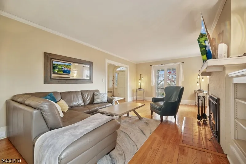526 Highland Ave Montclair, NJ 07043