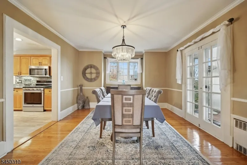526 Highland Ave Montclair, NJ 07043