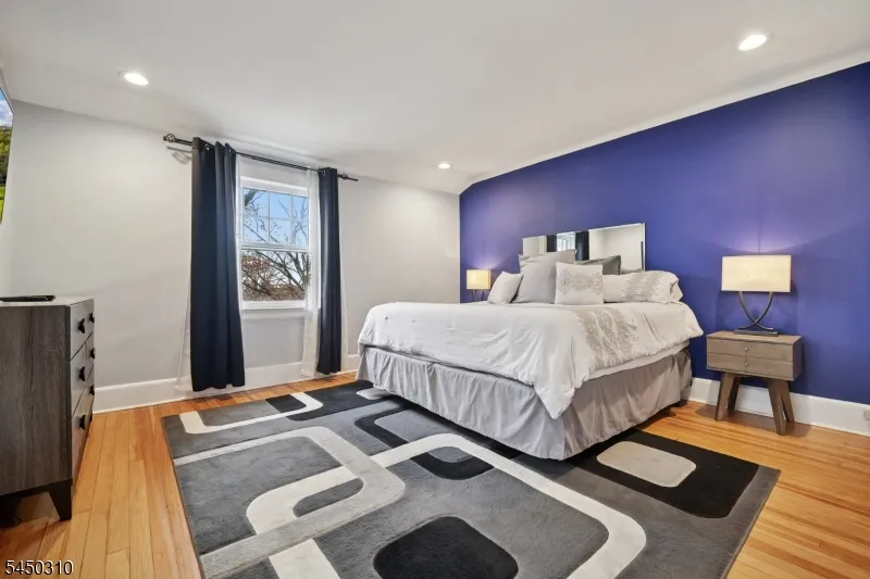 526 Highland Ave Montclair, NJ 07043