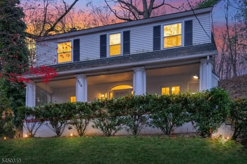 526 Highland Ave Montclair, NJ 07043