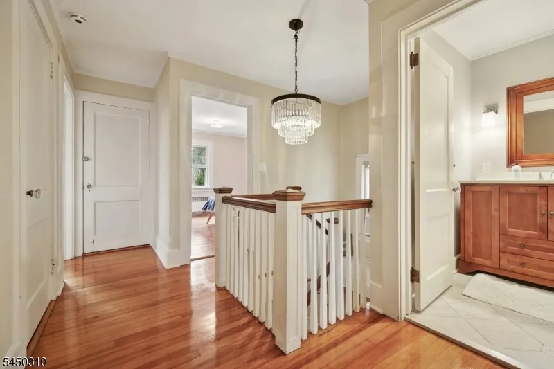 526 Highland Ave Montclair, NJ 07043