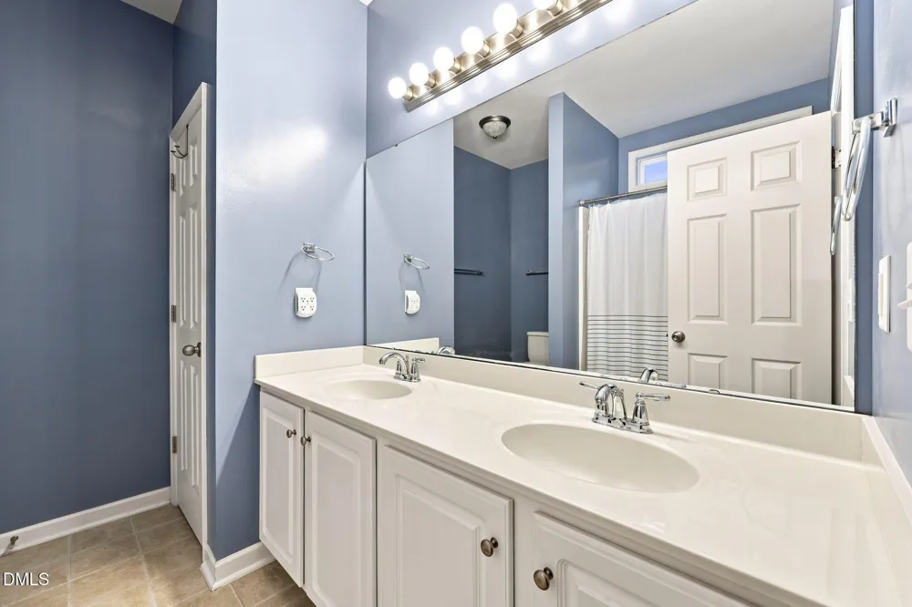 1406 Copper Circle Mebane, NC 27302