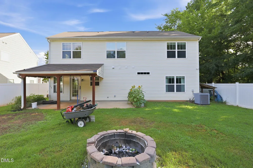 1406 Copper Circle Mebane, NC 27302