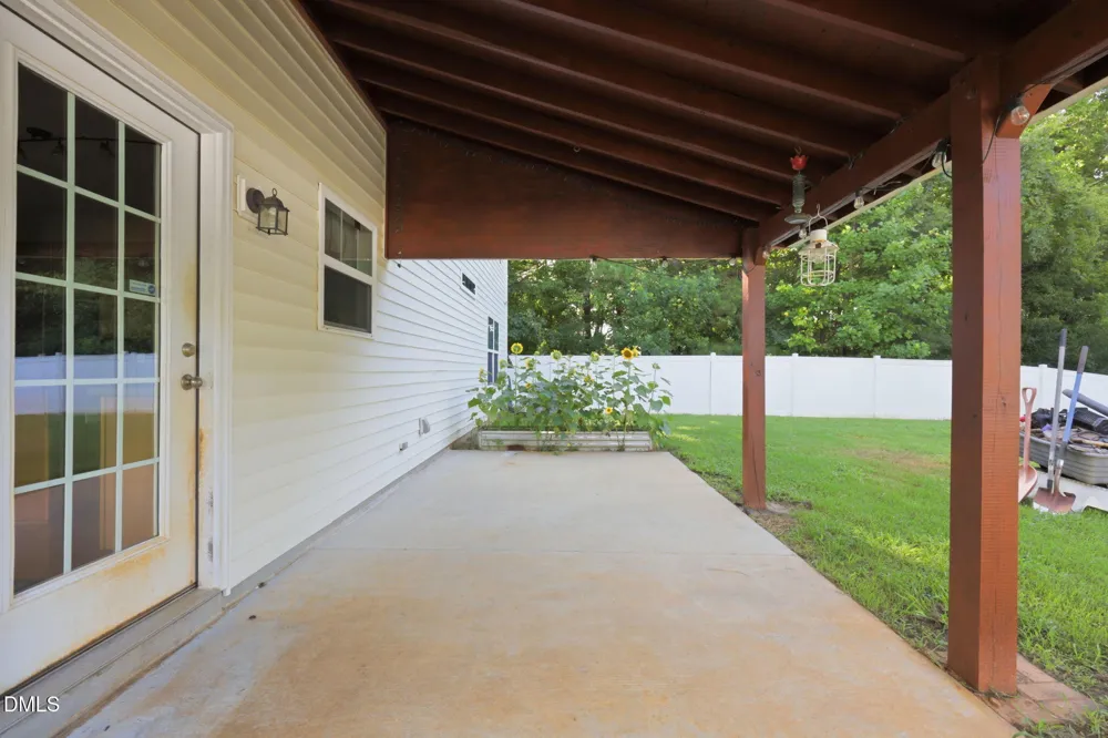 1406 Copper Circle Mebane, NC 27302