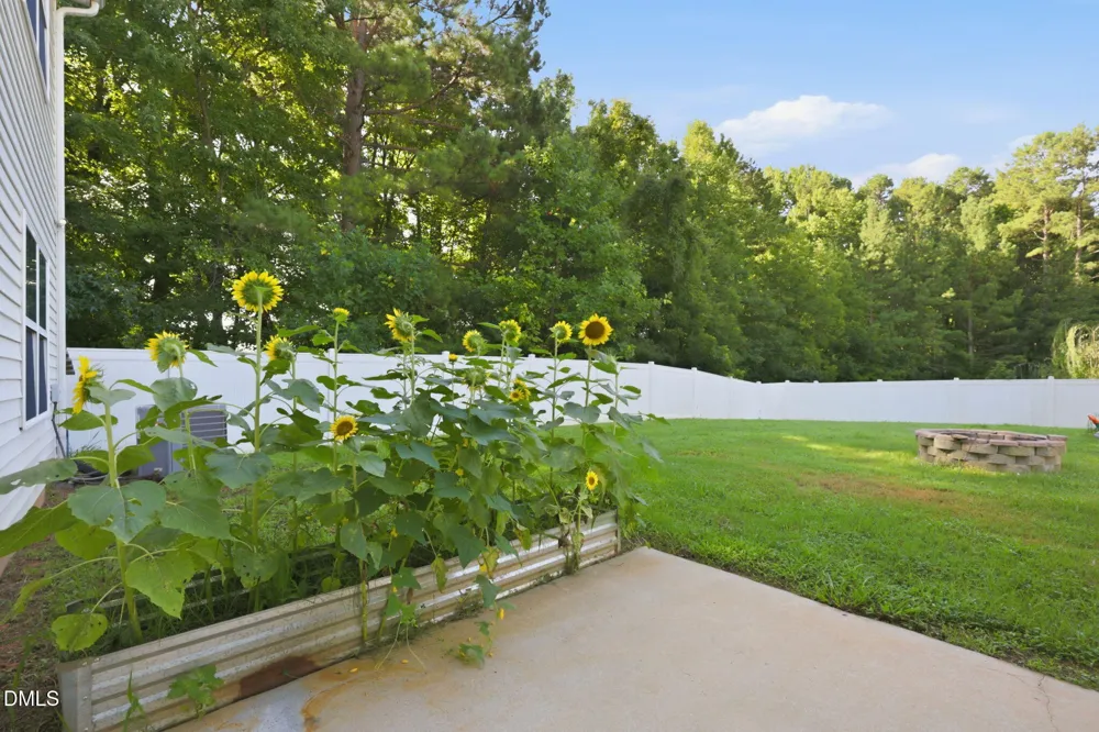 1406 Copper Circle Mebane, NC 27302