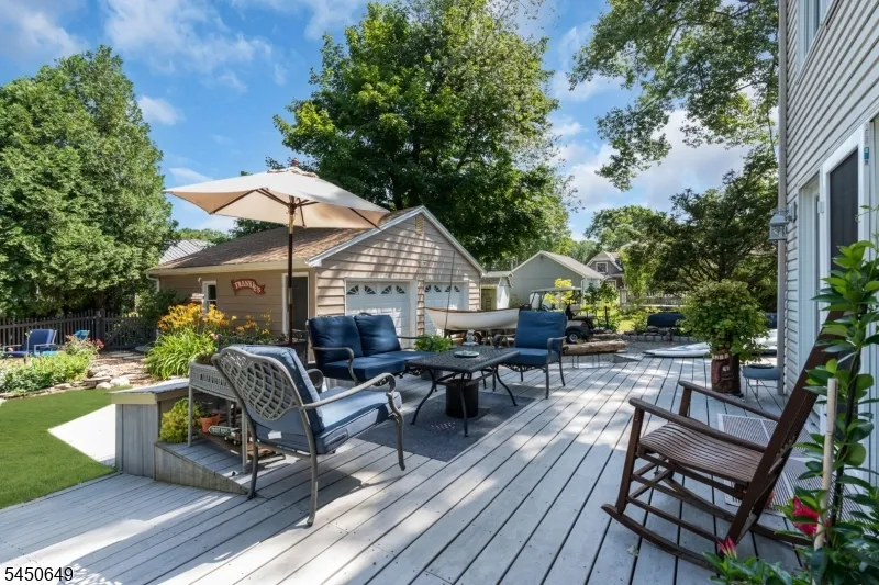 4 Davenport Rd Rockaway, NJ 07435