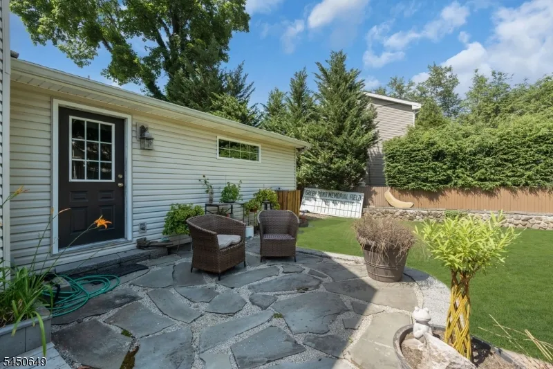 4 Davenport Rd Rockaway, NJ 07435